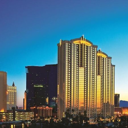 The Signature At Mgm Grand By Suiteness Лас Вегас Екстериор снимка